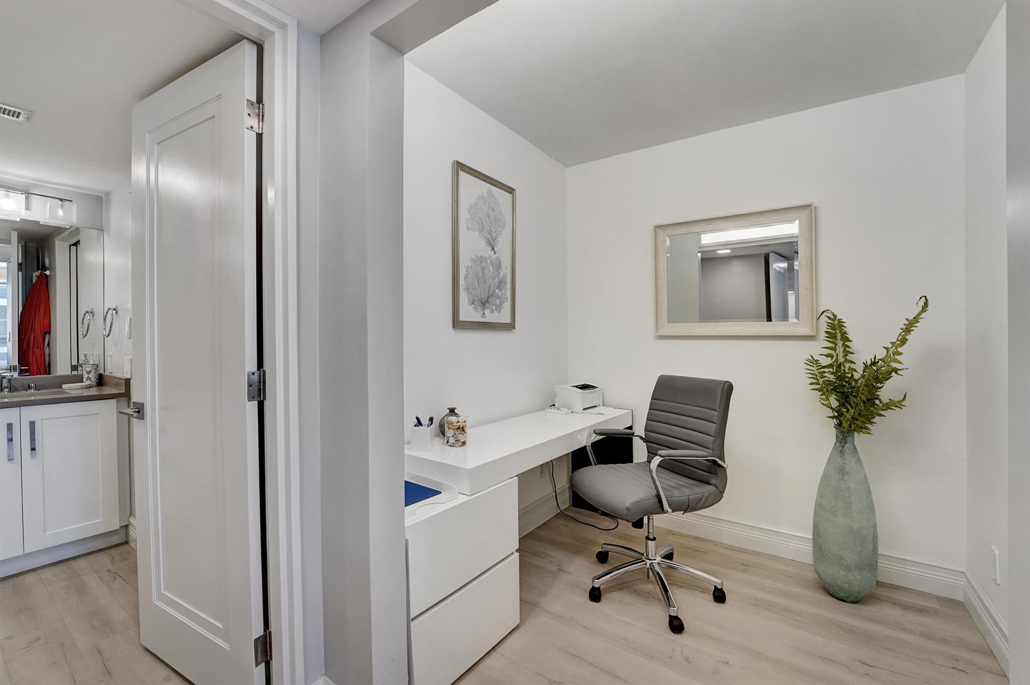 2175 S Ocean Boulevard 304