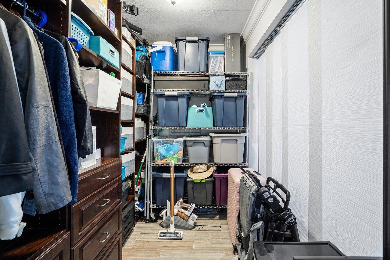 777 Jeffery Street 2010