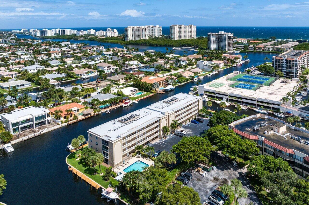 777 Jeffery Street 2010