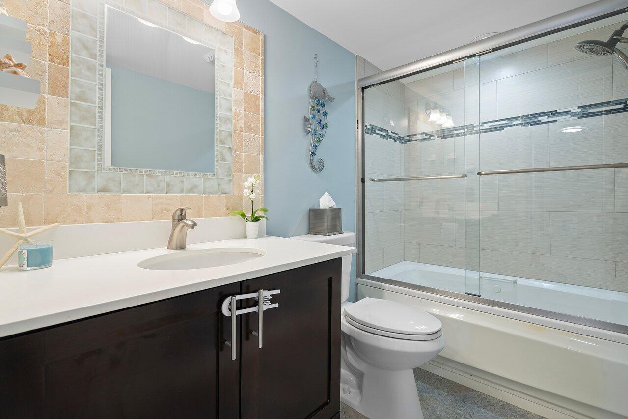 777 Jeffery Street 2010