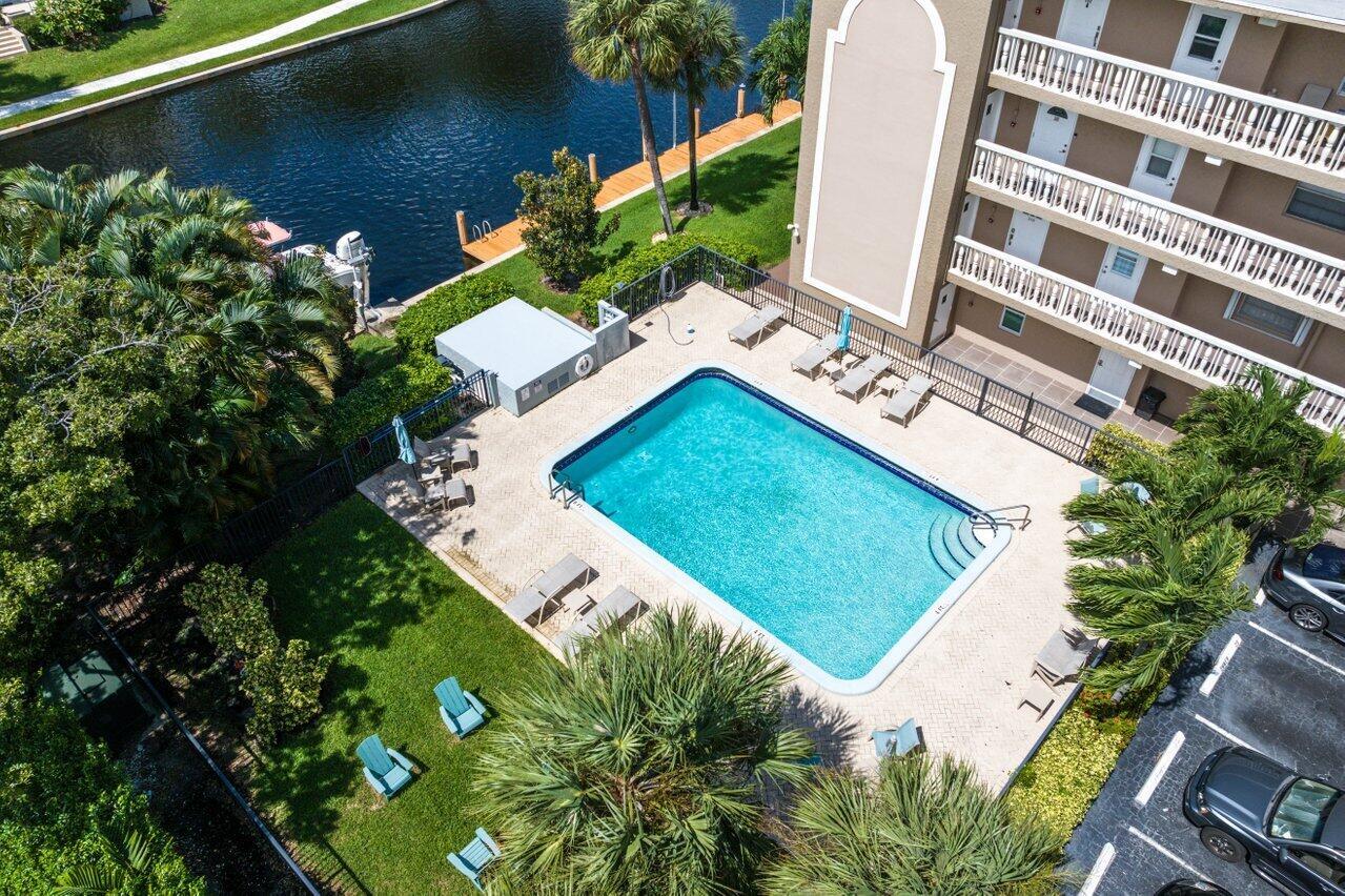 777 Jeffery Street 2010