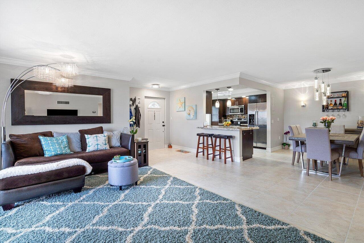 777 Jeffery Street 2010