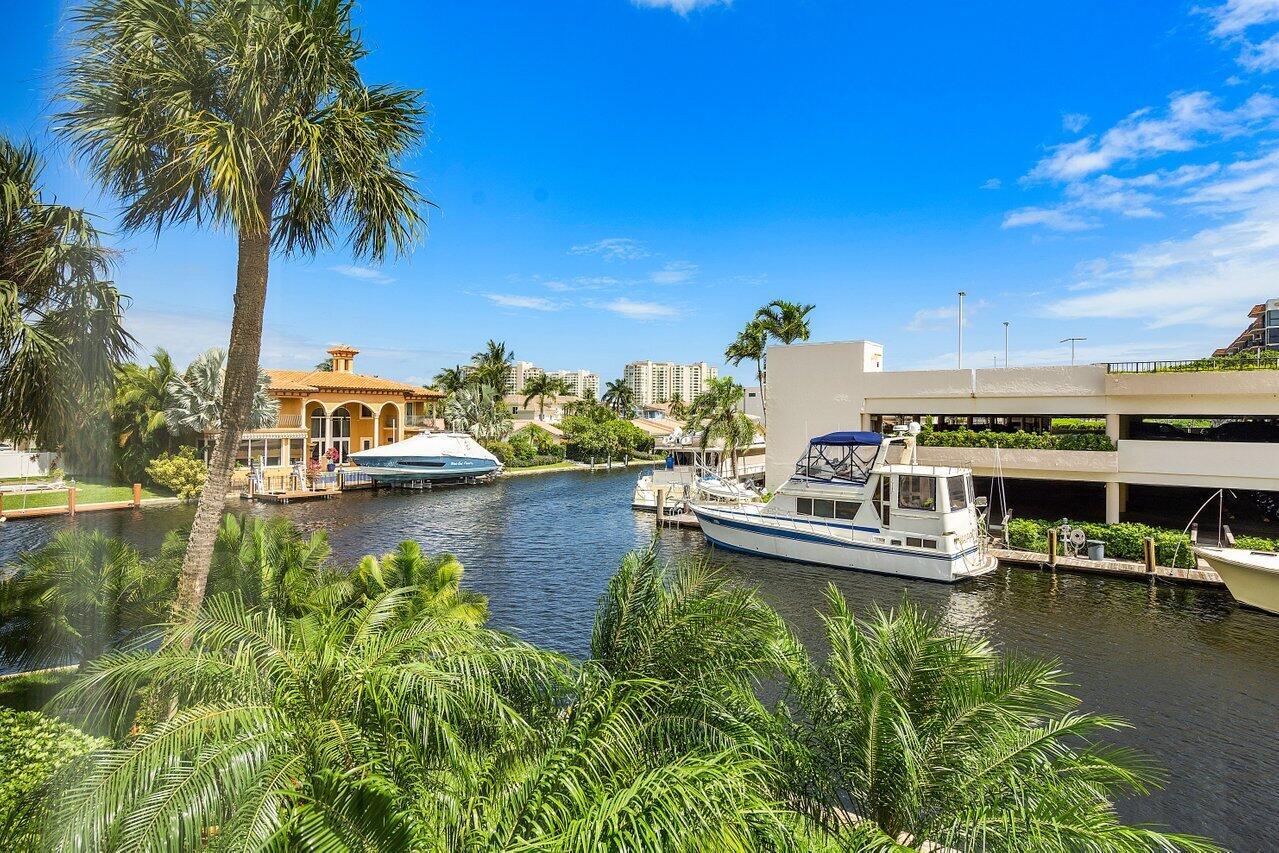 777 Jeffery Street 2010