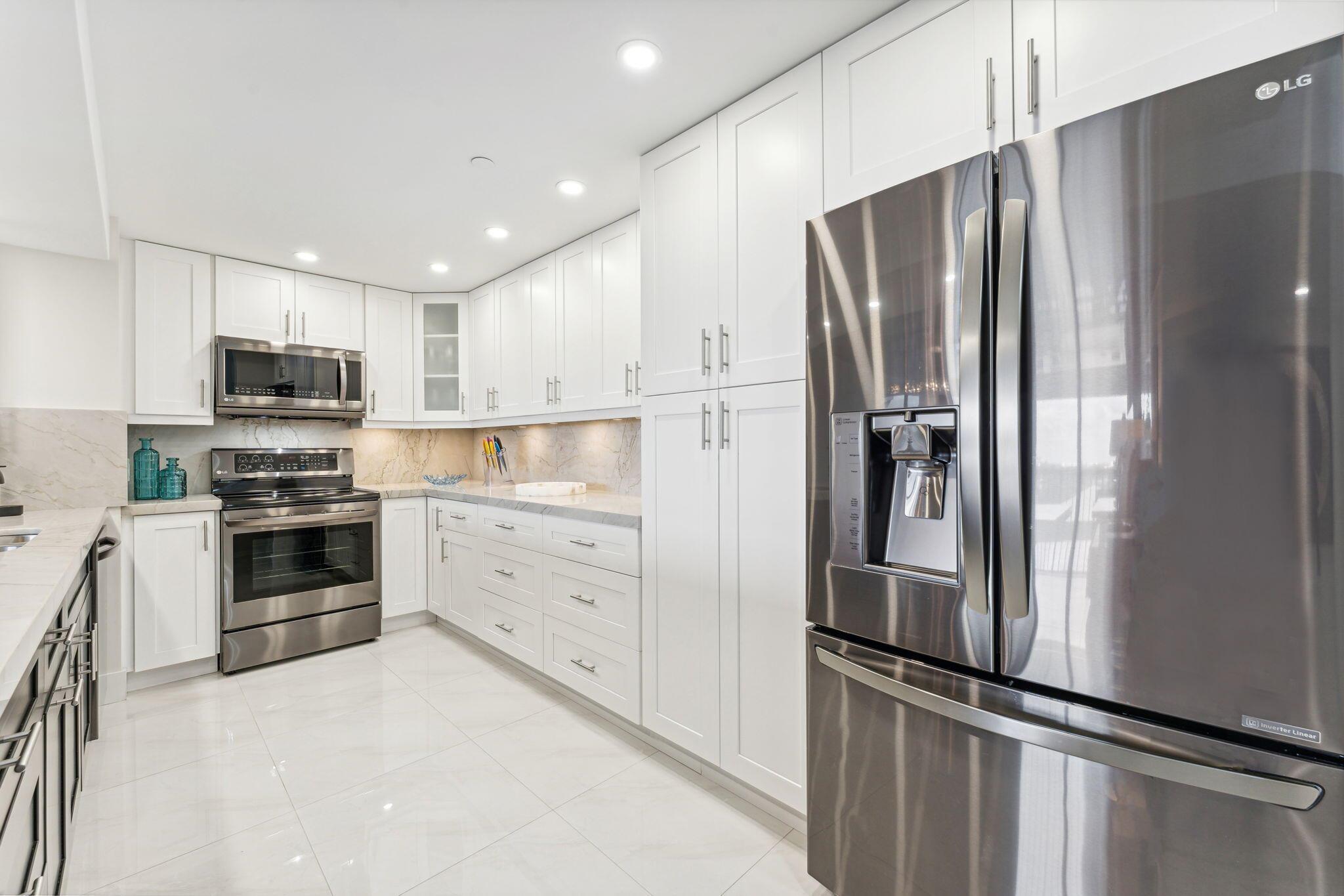 4748 S Ocean Boulevard 806