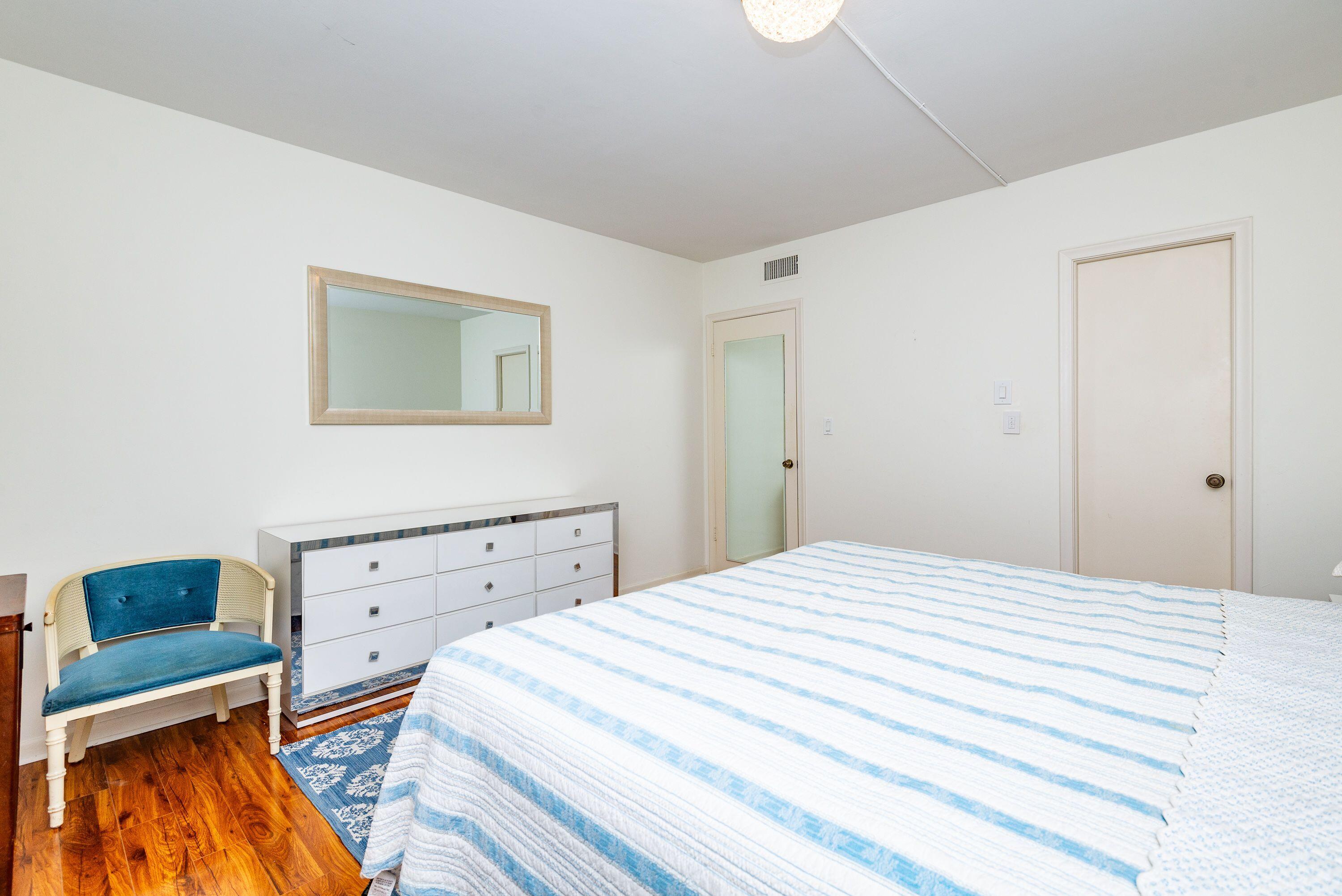 250 NE 20th Street 3240