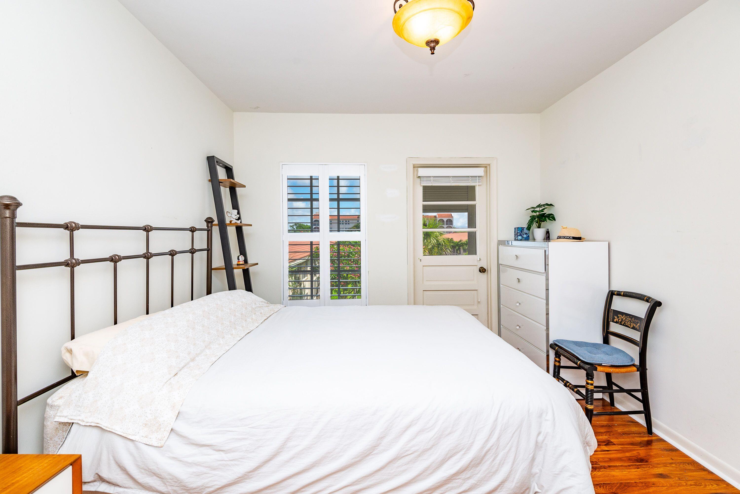 250 NE 20th Street 3240