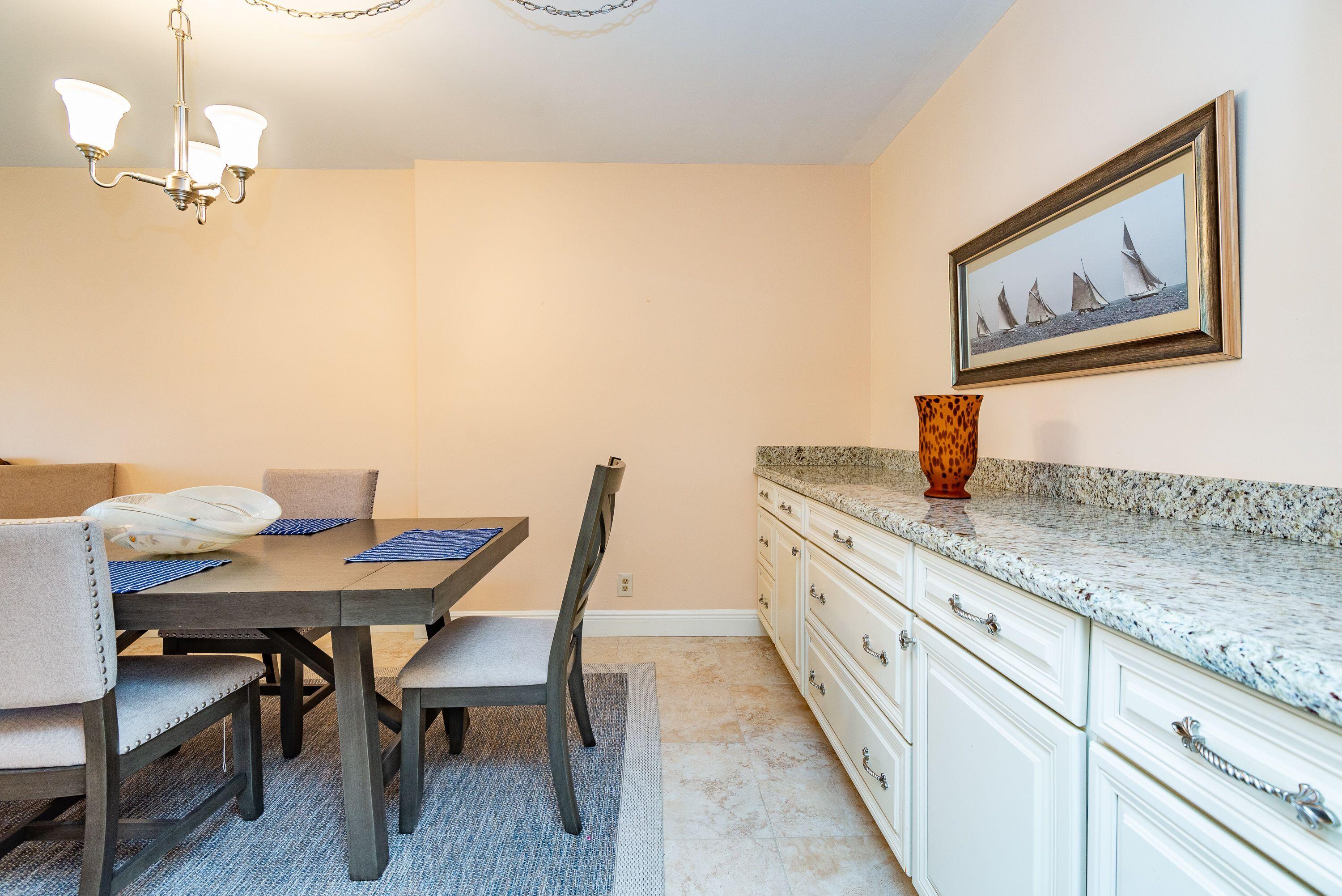 250 NE 20th Street 3240