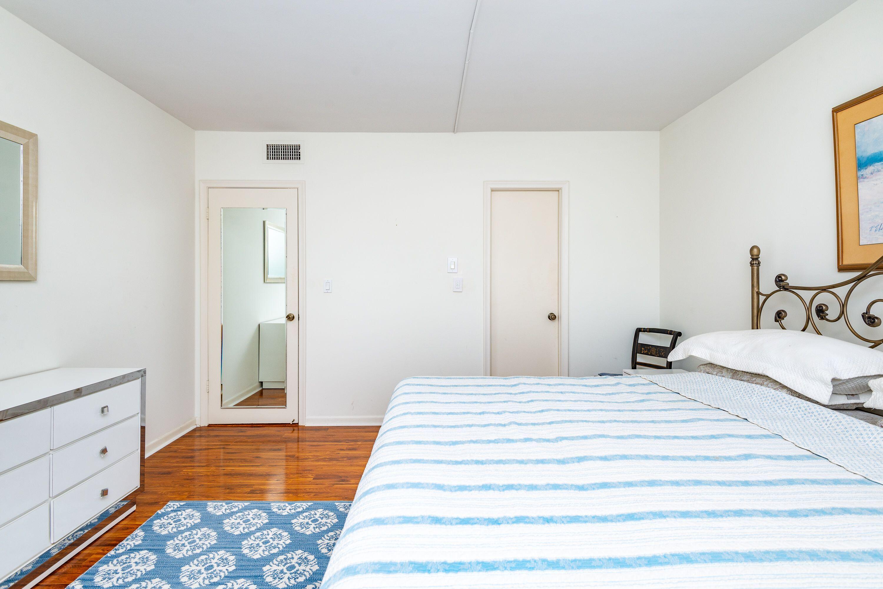 250 NE 20th Street 3240