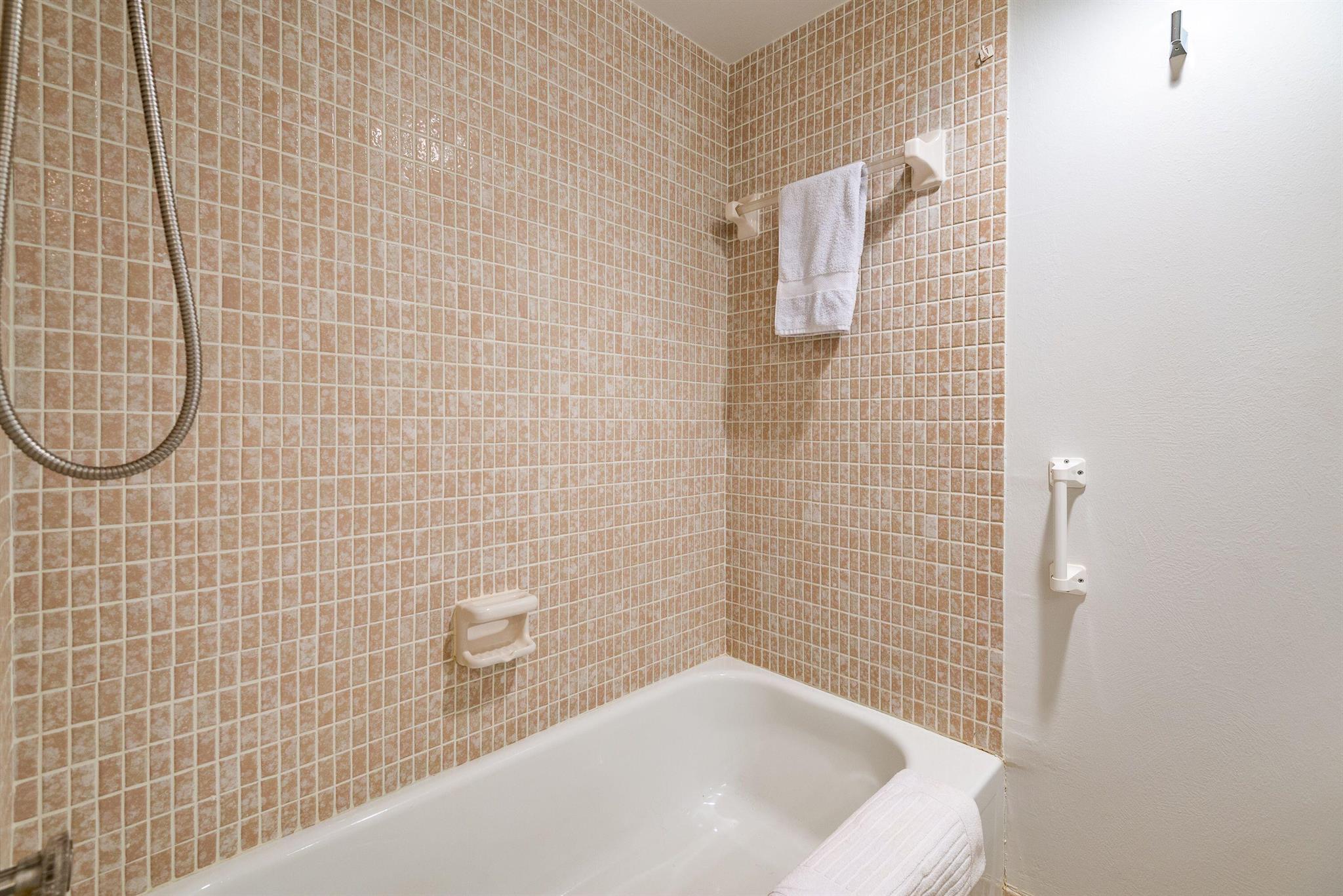 250 NE 20th Street 3240