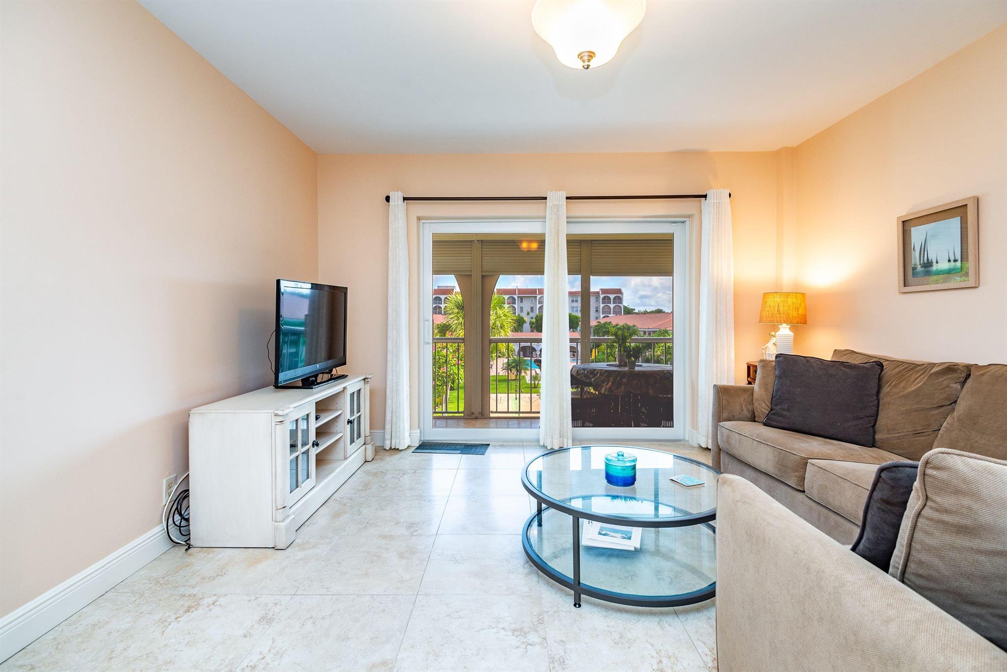 250 NE 20th Street 3240