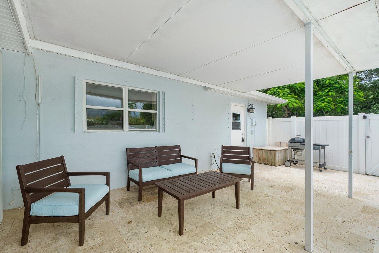 401 NE 24th Street