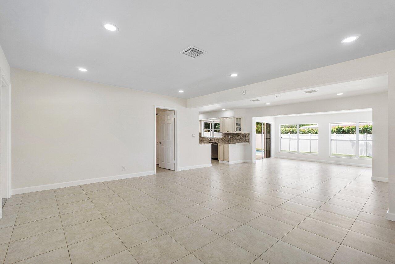 401 NE 24th Street