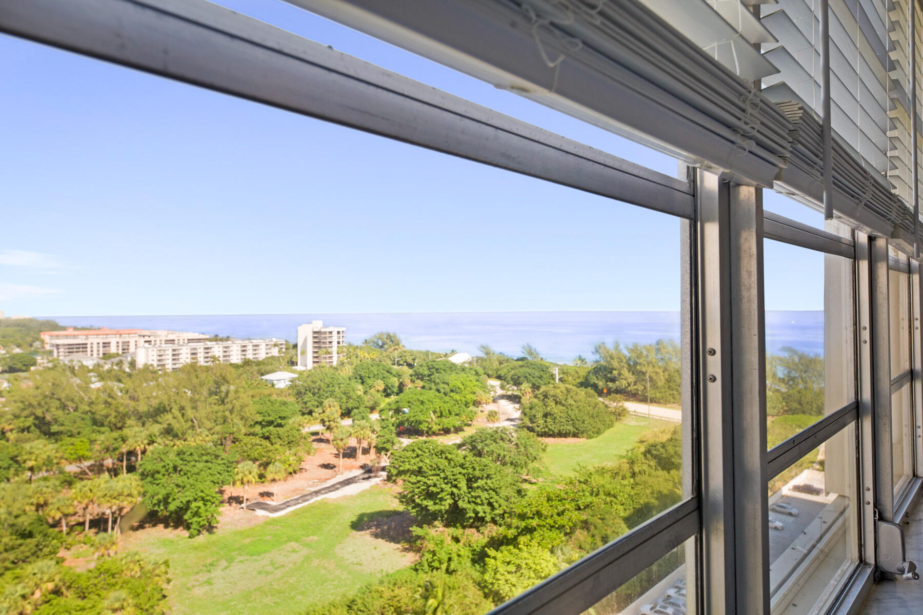 2121 N Ocean Boulevard 1604w