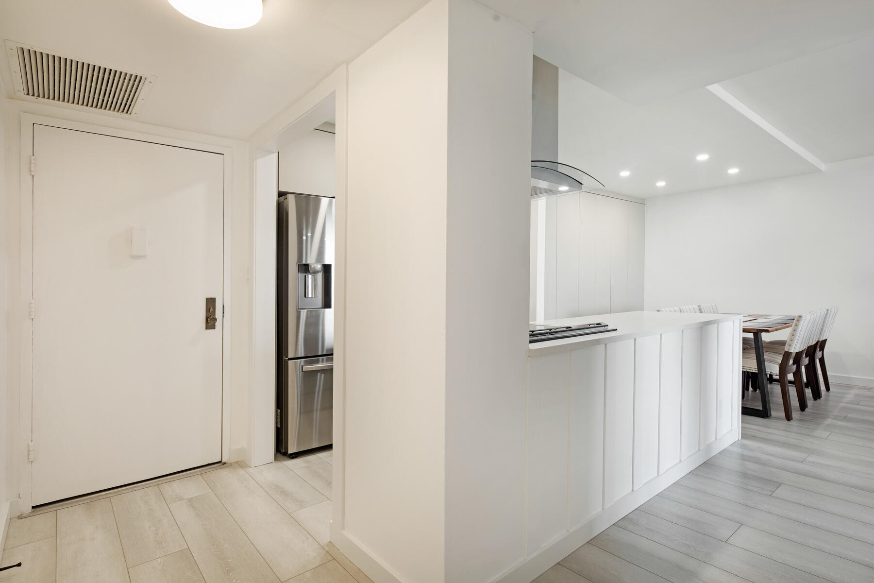 2121 N Ocean Boulevard 1604w