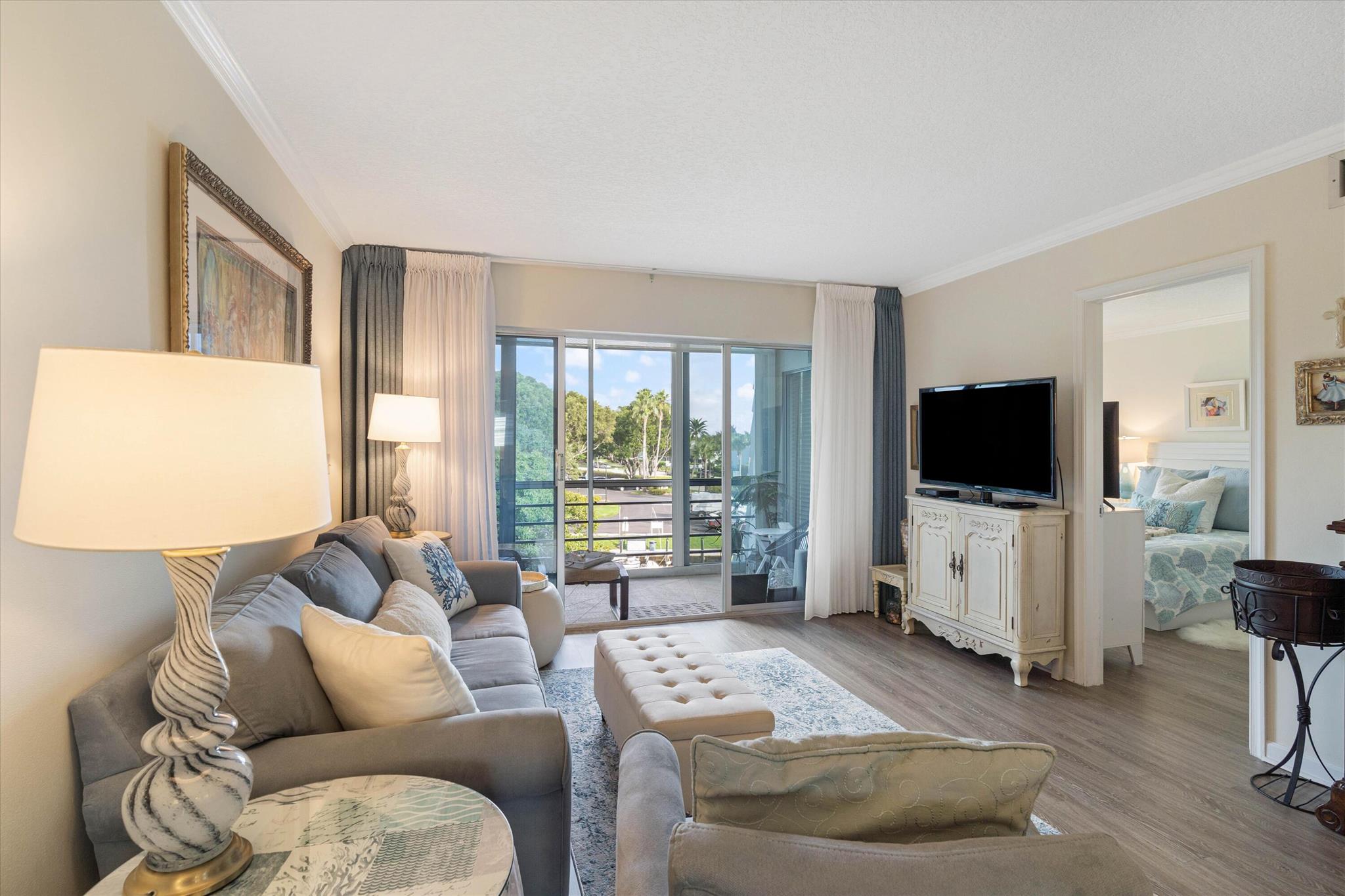 769 Jeffery Street 303