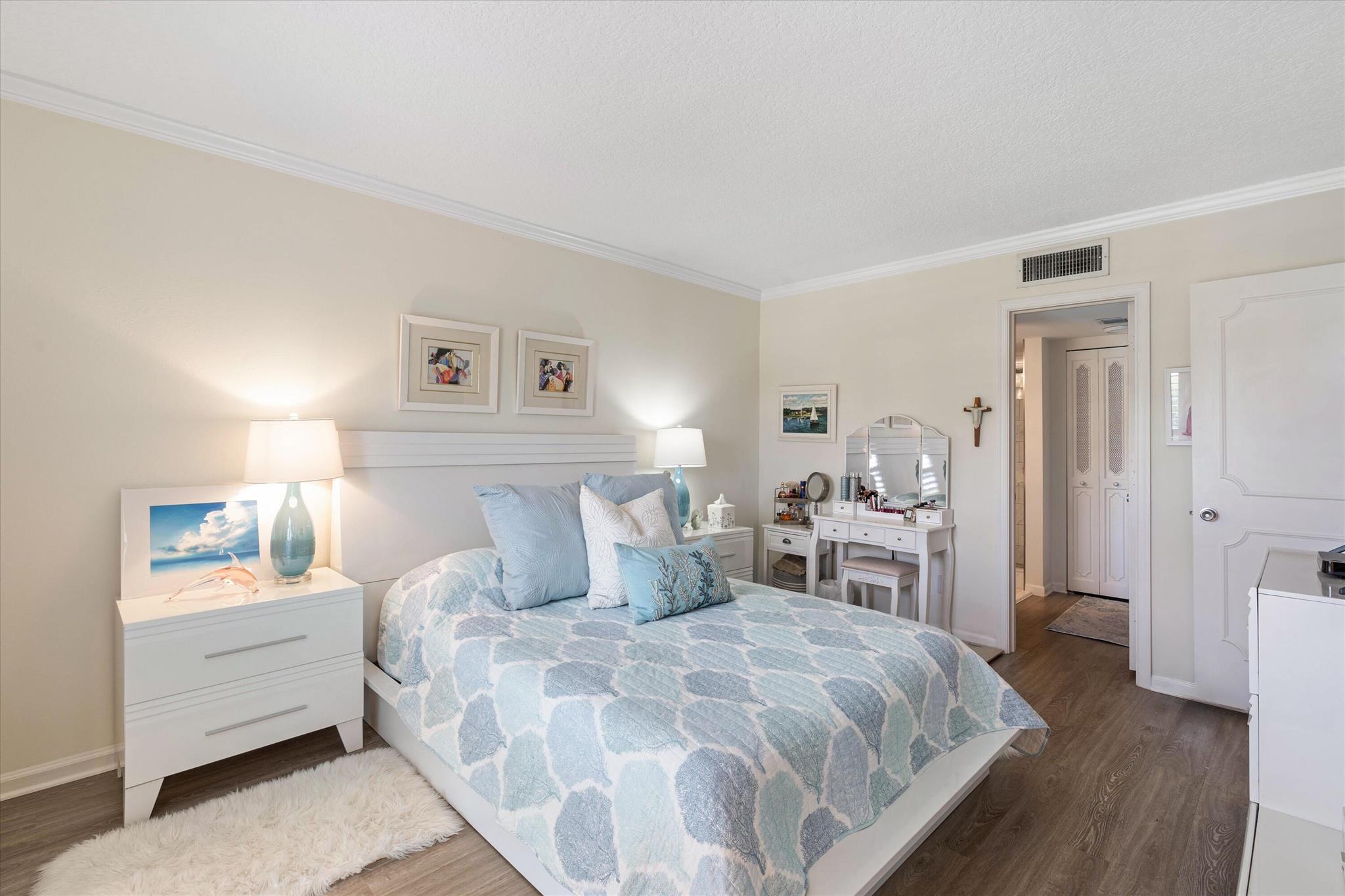 769 Jeffery Street 303