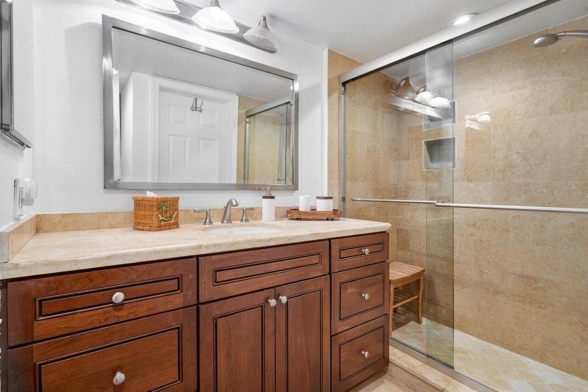 1040 Banyan Road 2010