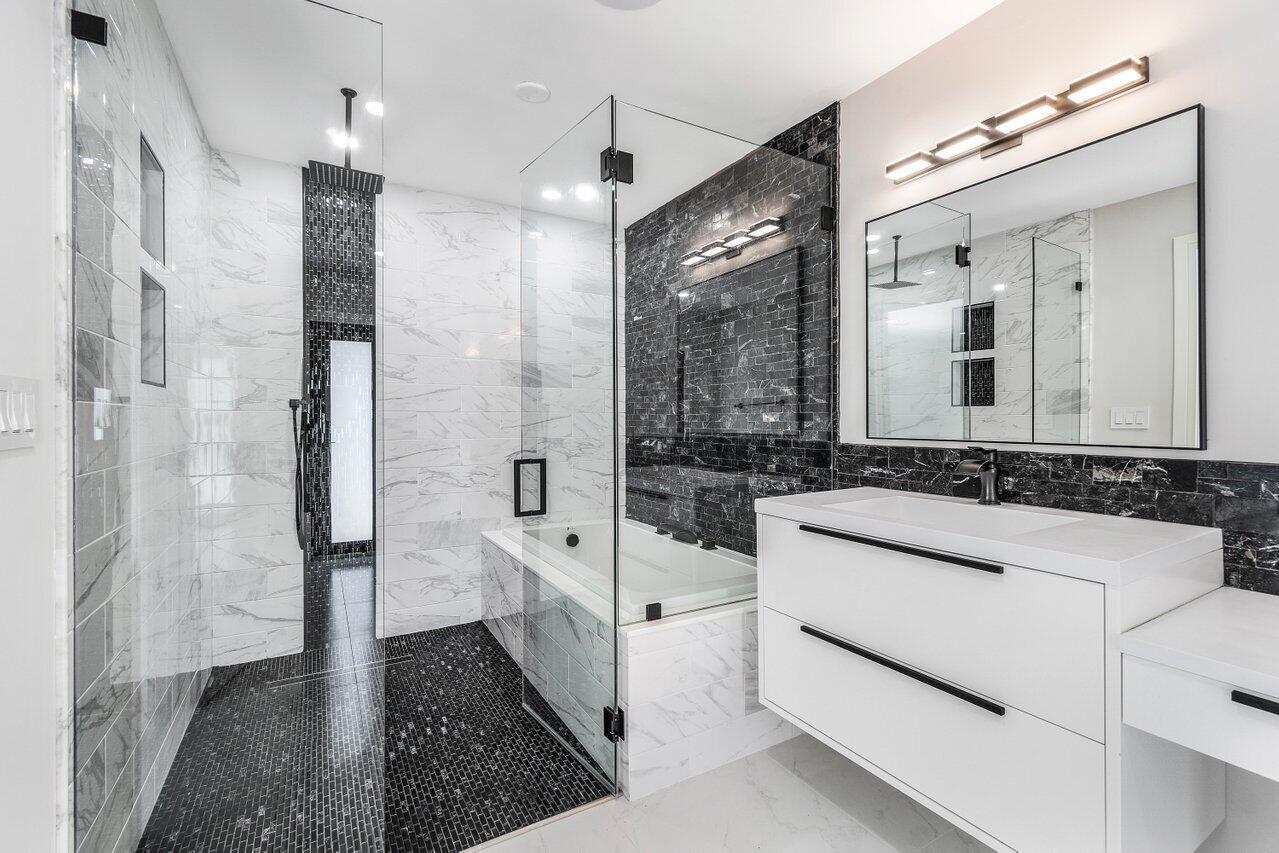 3432 Pine Haven Circle