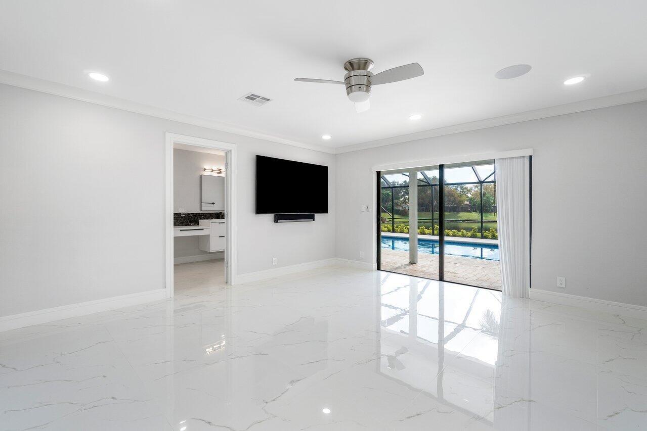 3432 Pine Haven Circle