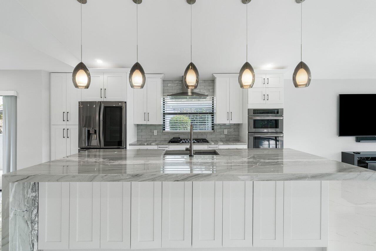 3432 Pine Haven Circle