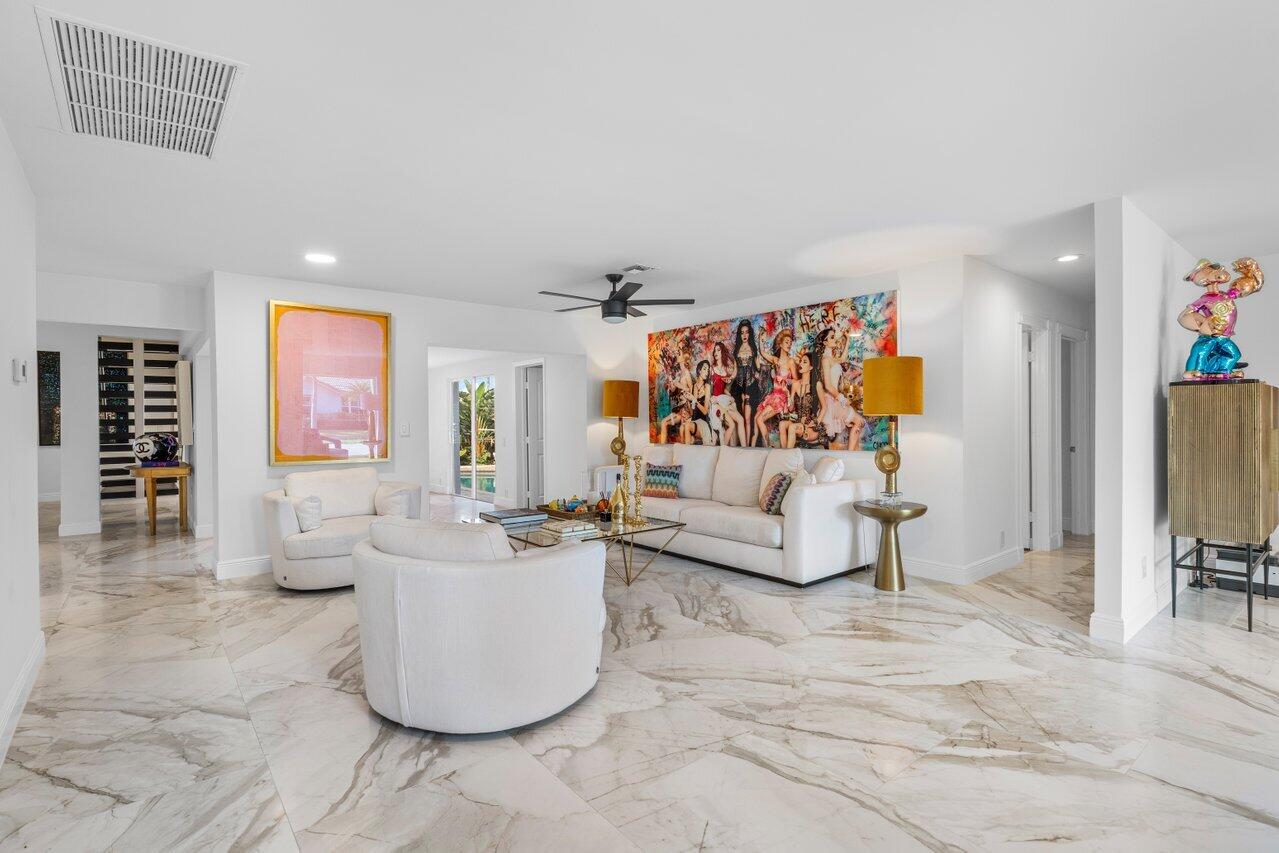 721 SW 15th Street