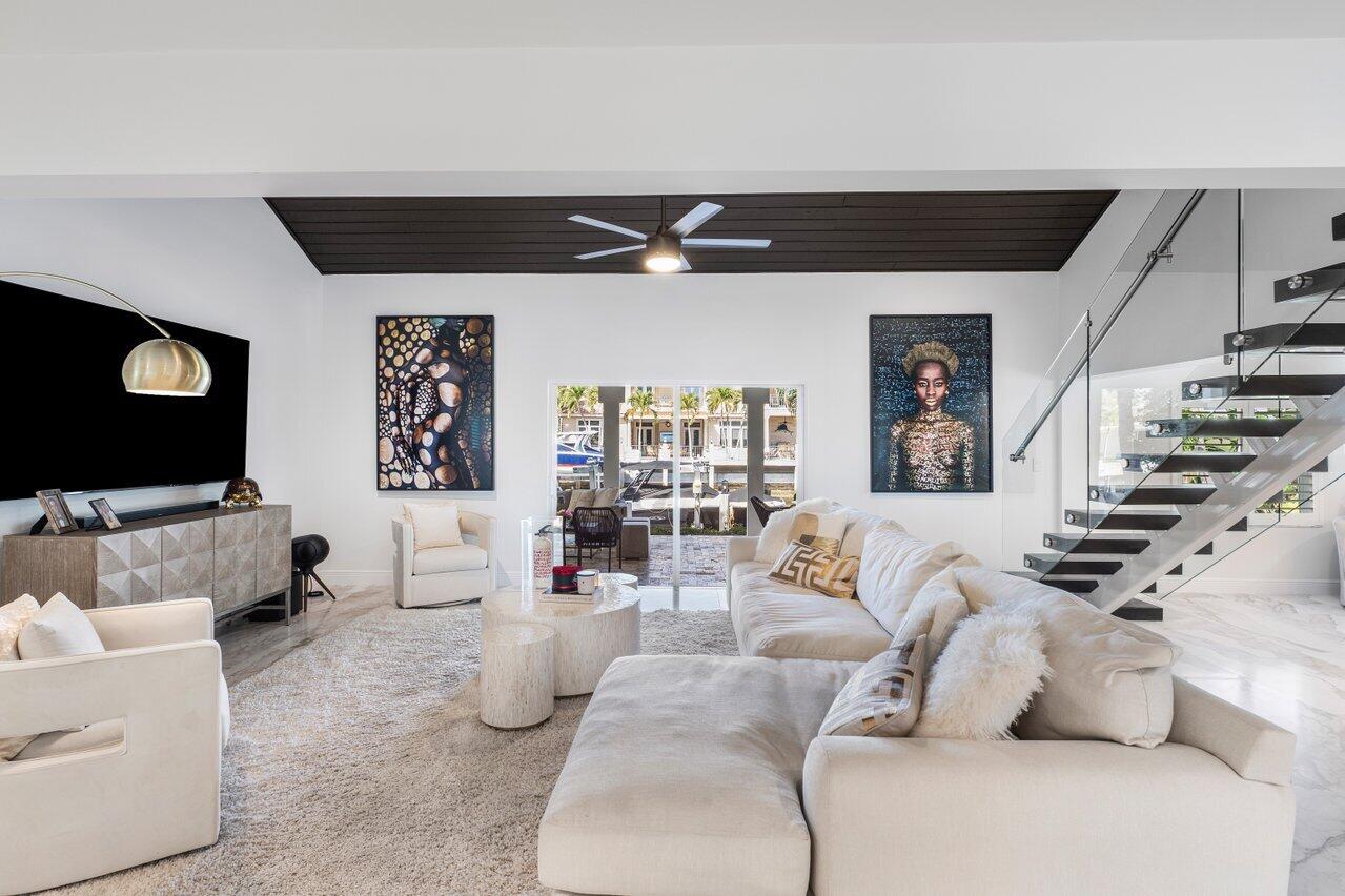 721 SW 15th Street