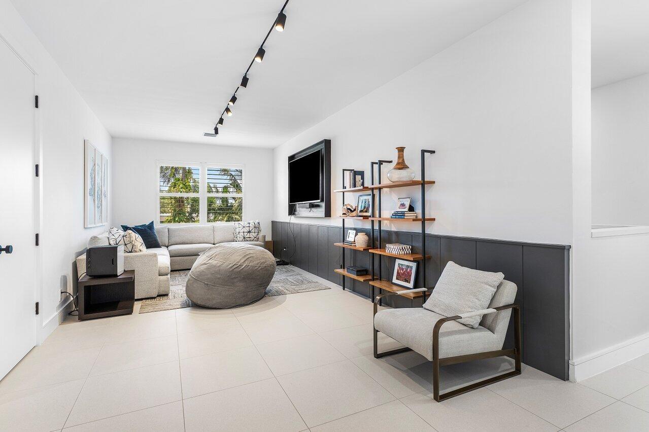 781 SW 18th Street