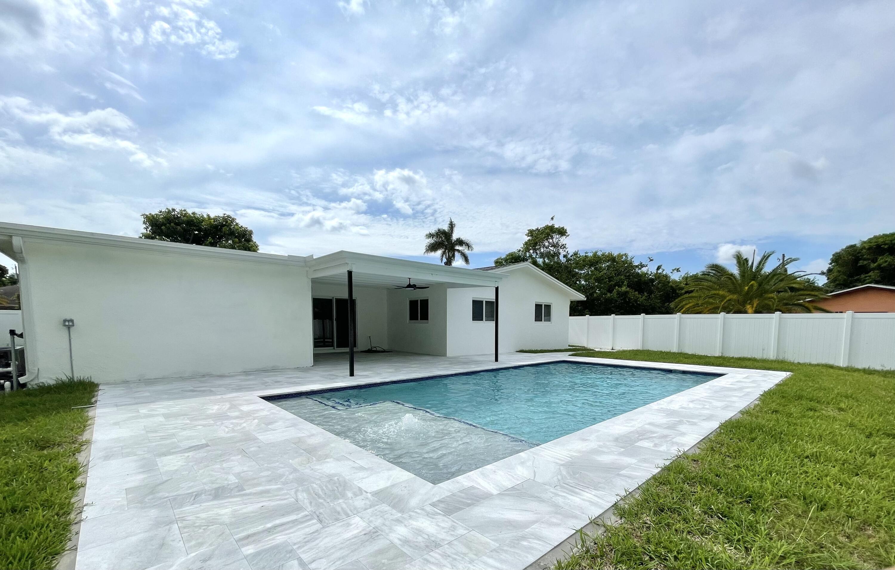 1101 NW 5th Avenue