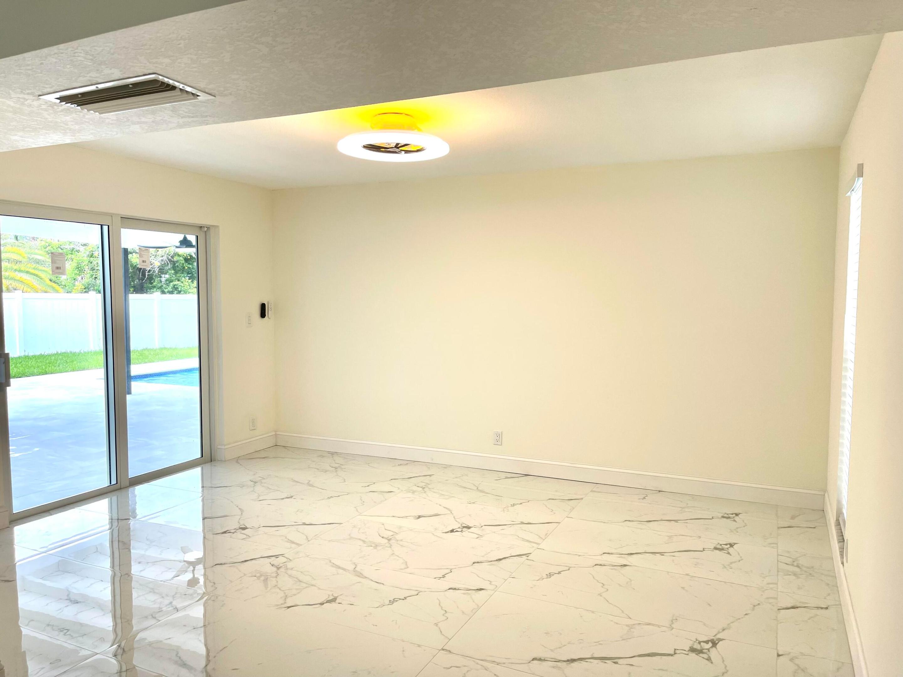 1101 NW 5th Avenue