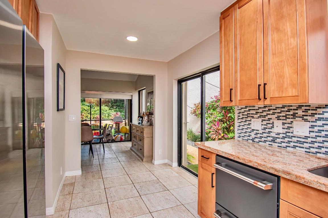 6805 NW Allegre Court