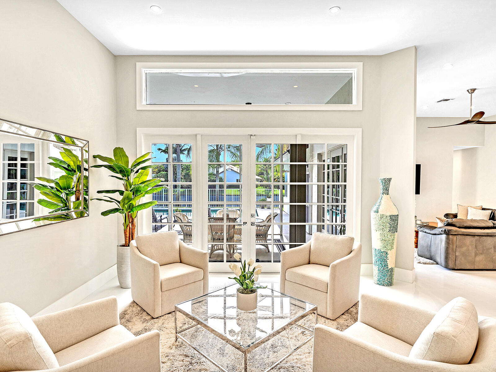 2788 Hampton Circle W