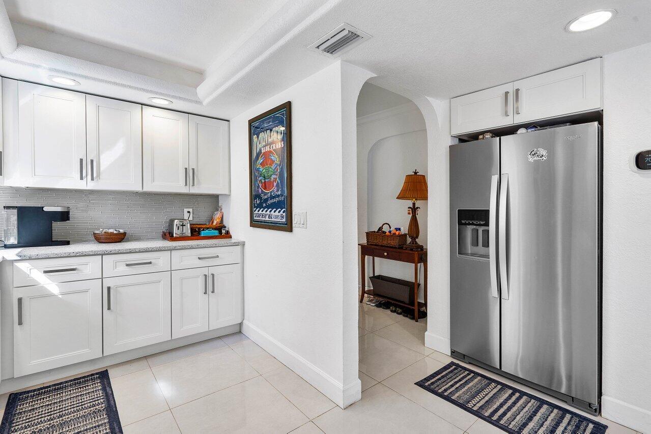 1040 Banyan Road 2010