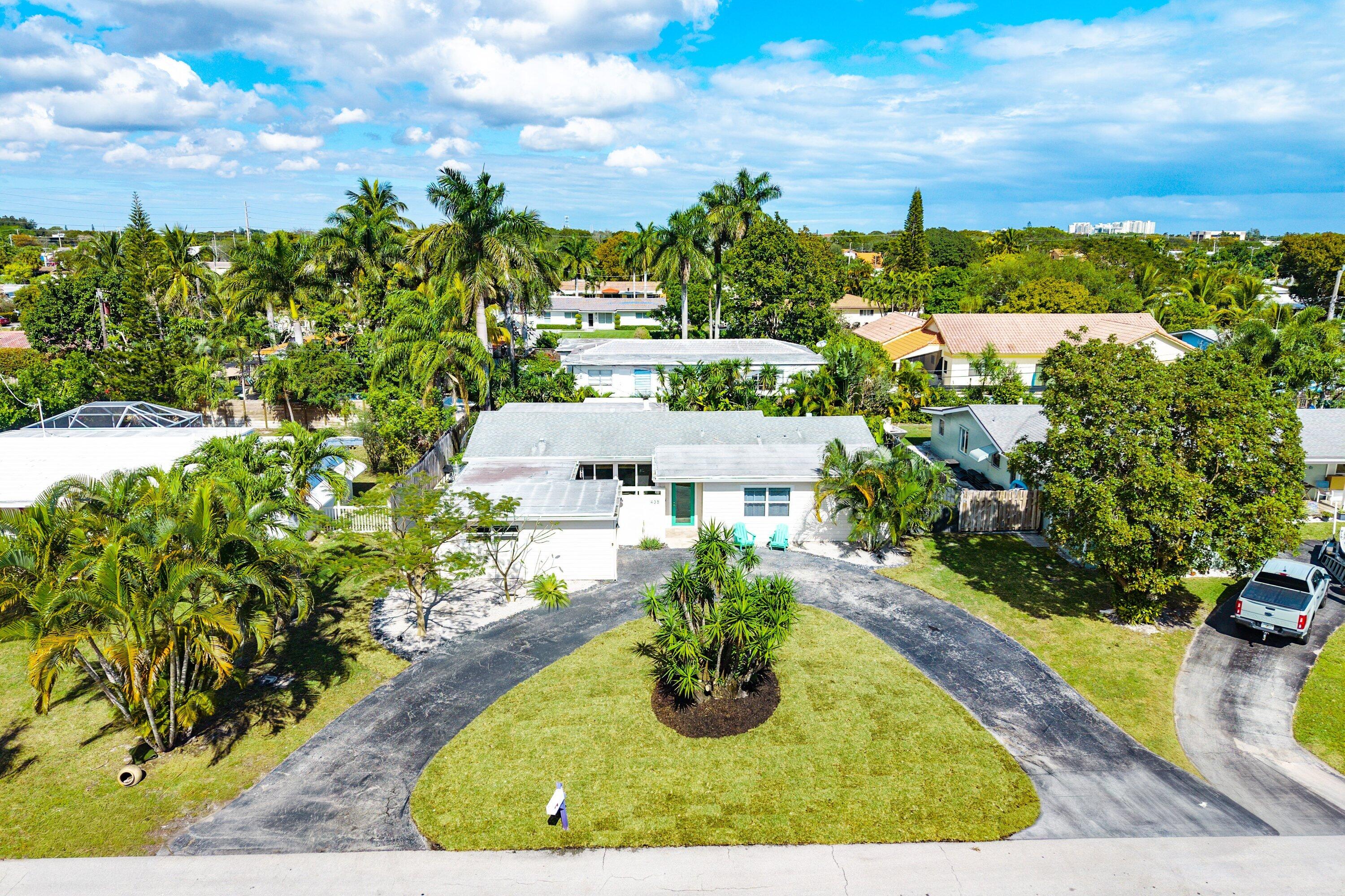 435 NE 35th Street