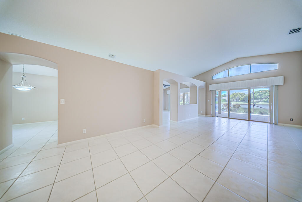 5540 Muirfield Village Circle