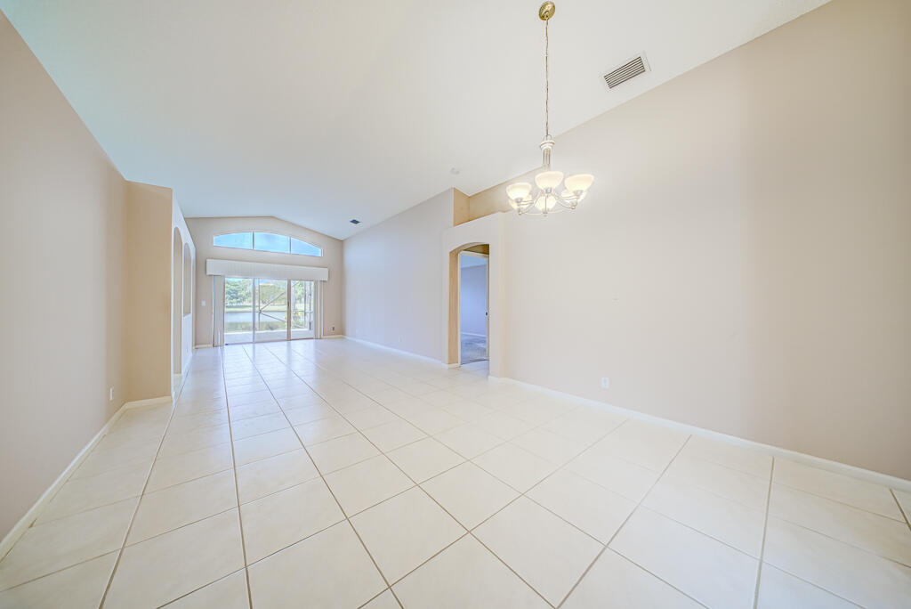 5540 Muirfield Village Circle