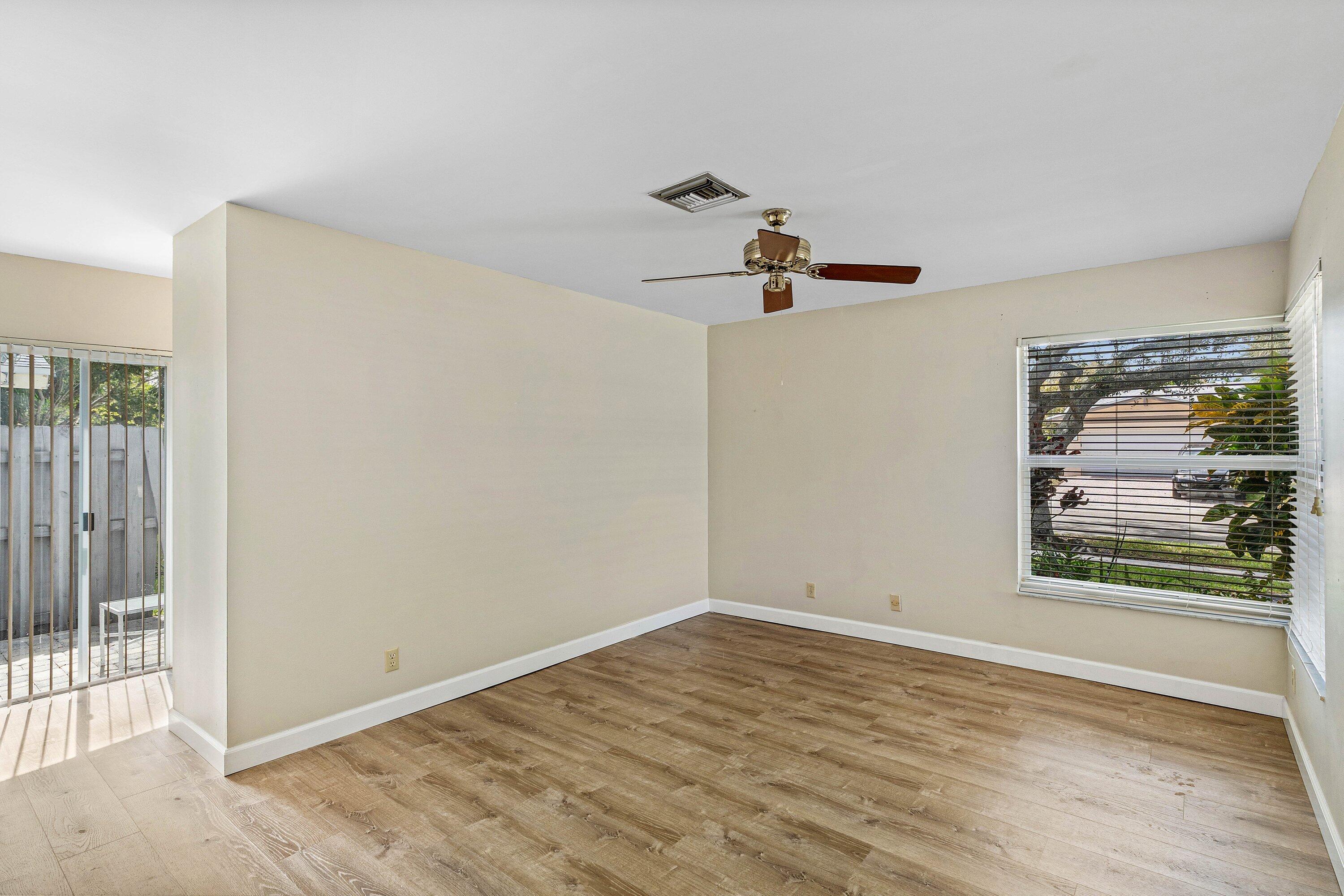 3068 NW 25th Way