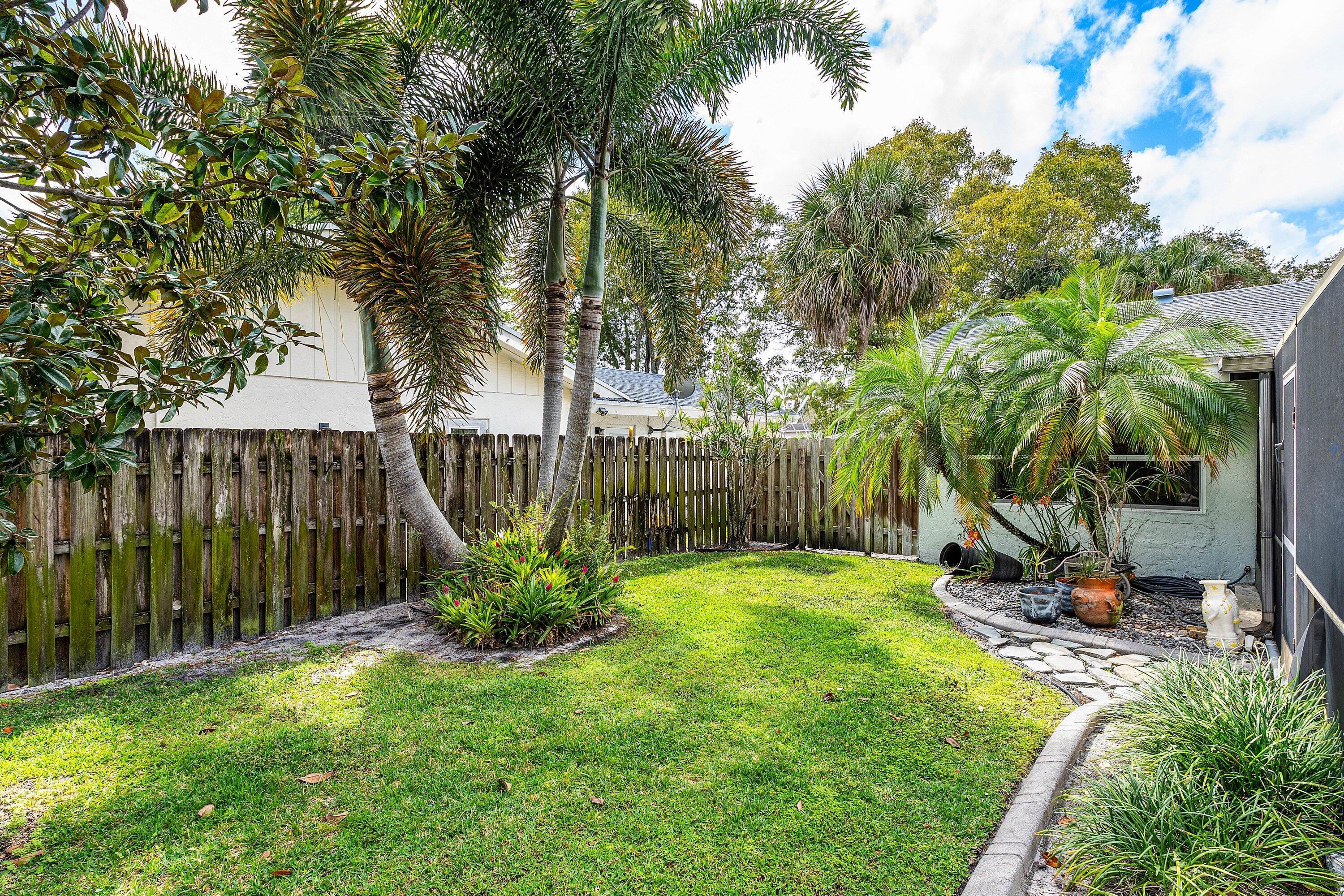 3068 NW 25th Way