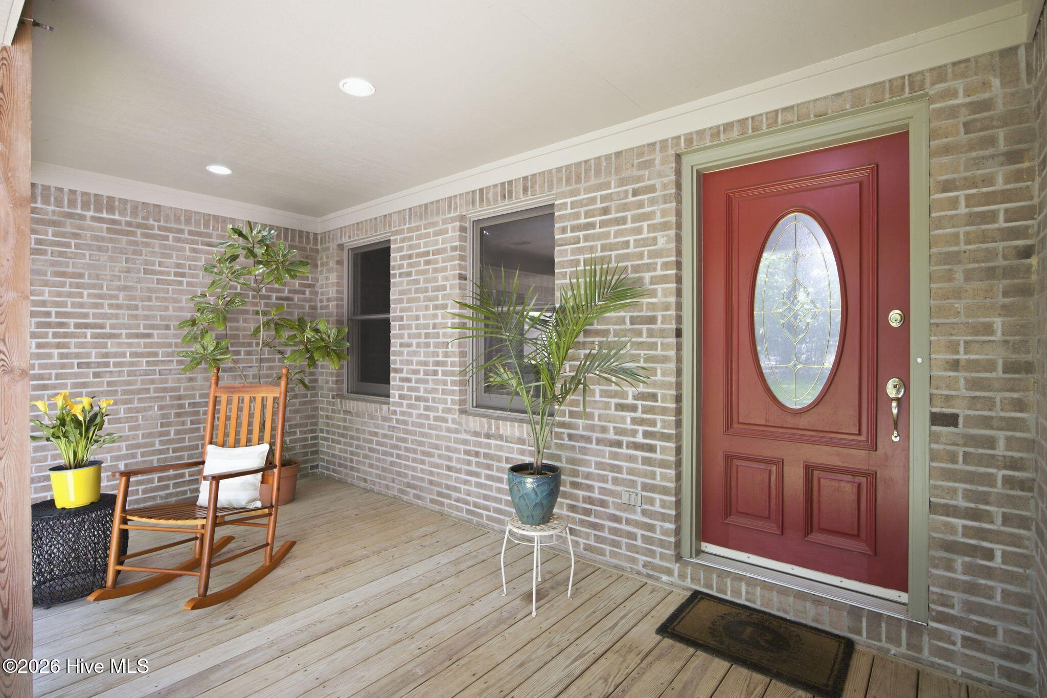 512 North Line Drive