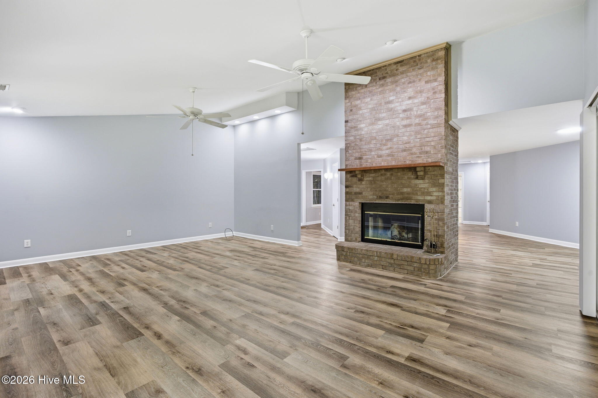 512 North Line Drive