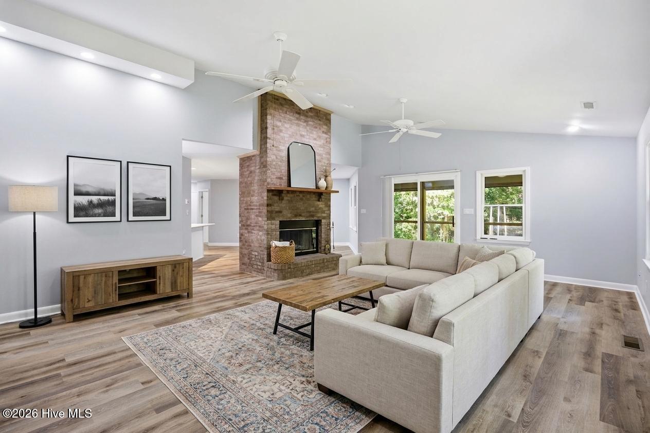 512 North Line Drive