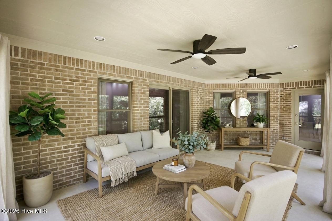 512 North Line Drive