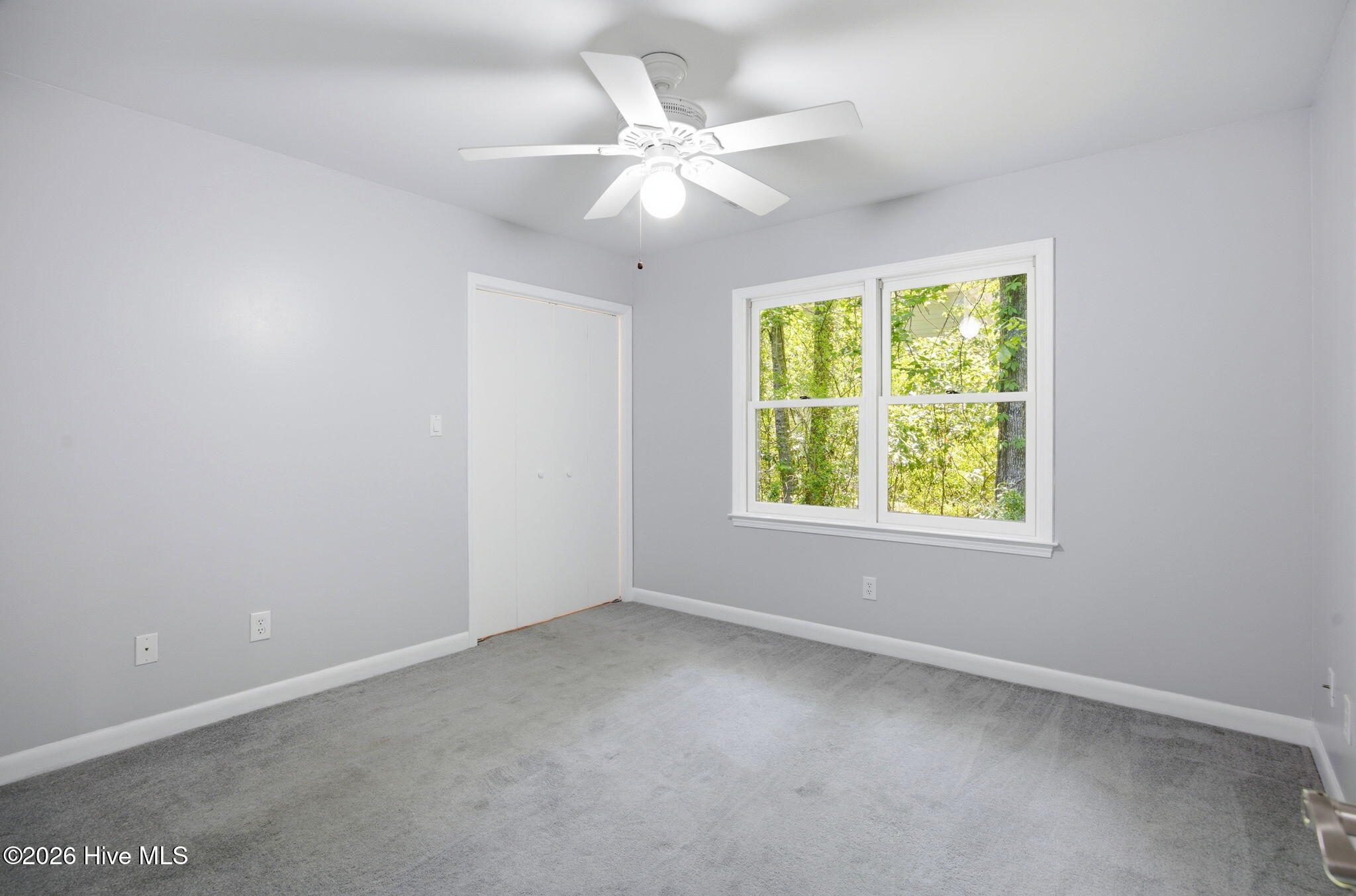 512 North Line Drive