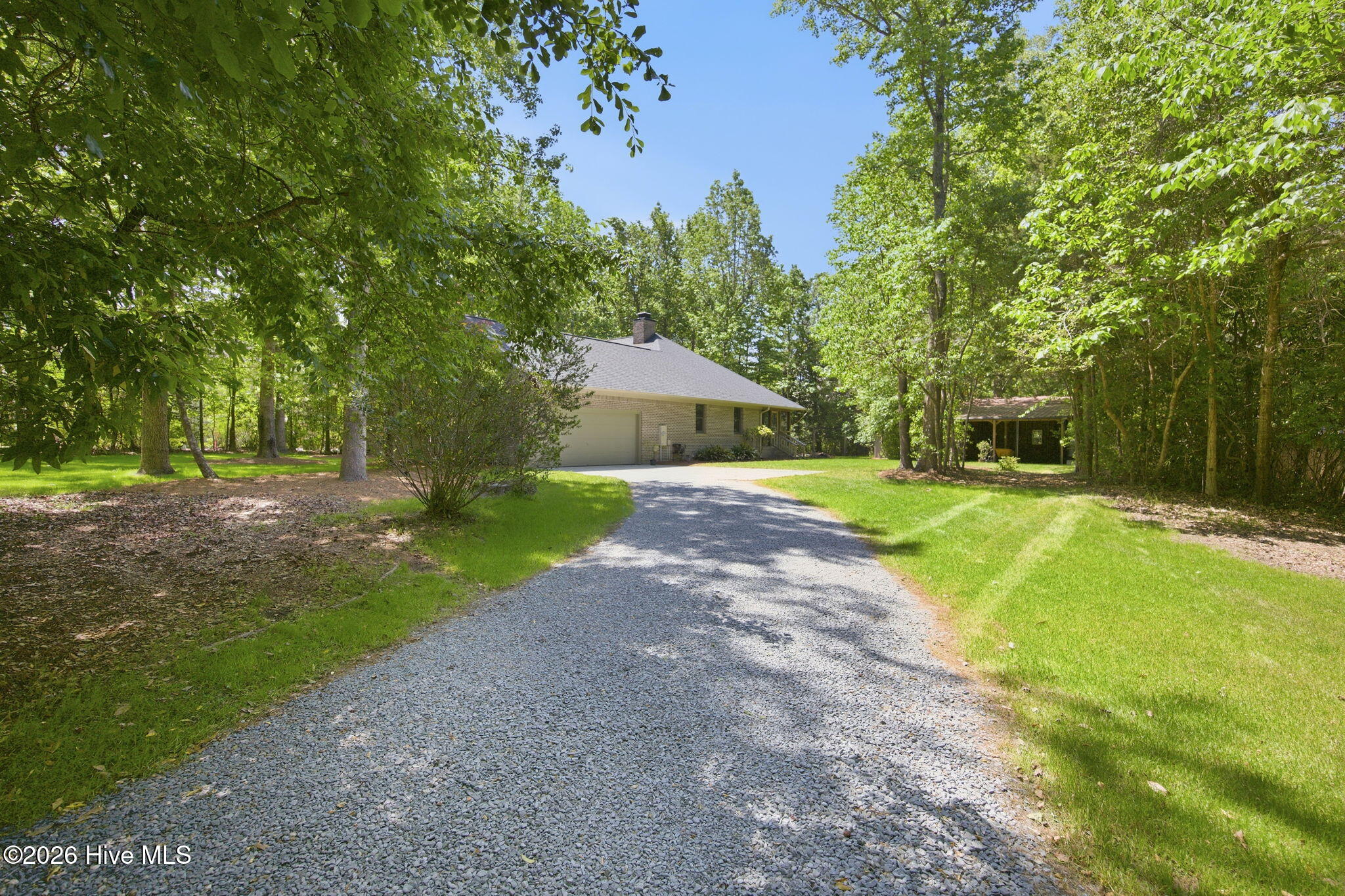 512 North Line Drive