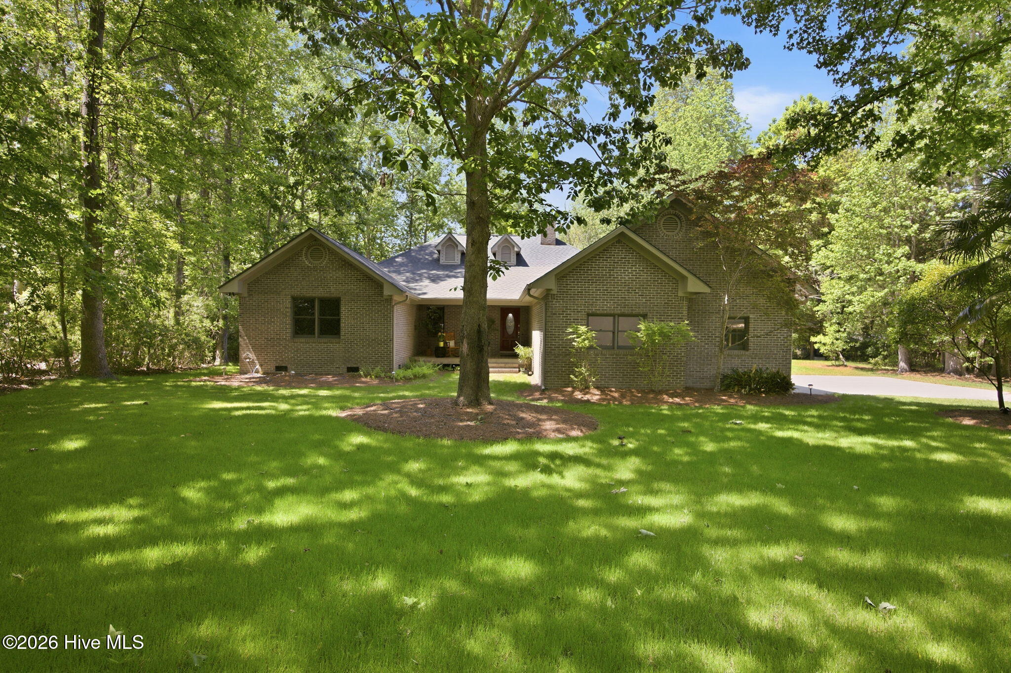512 North Line Drive