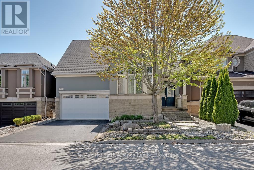 2240 BLACKBIRD COURT