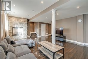 2240 BLACKBIRD COURT