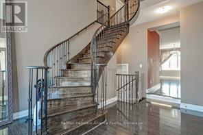 2240 BLACKBIRD COURT