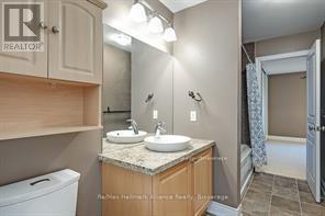 2240 BLACKBIRD COURT