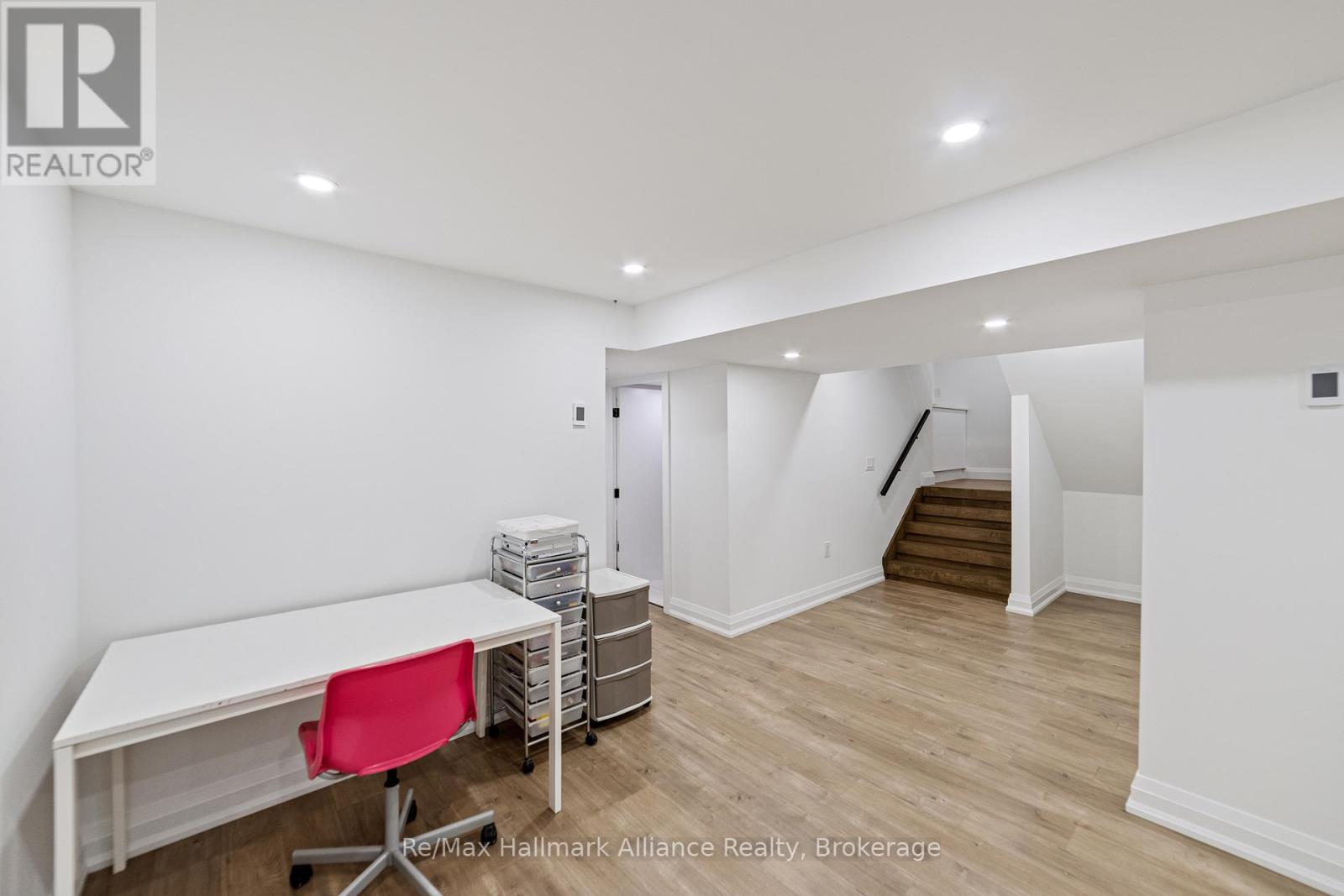 247 WILLOWRIDGE COURT