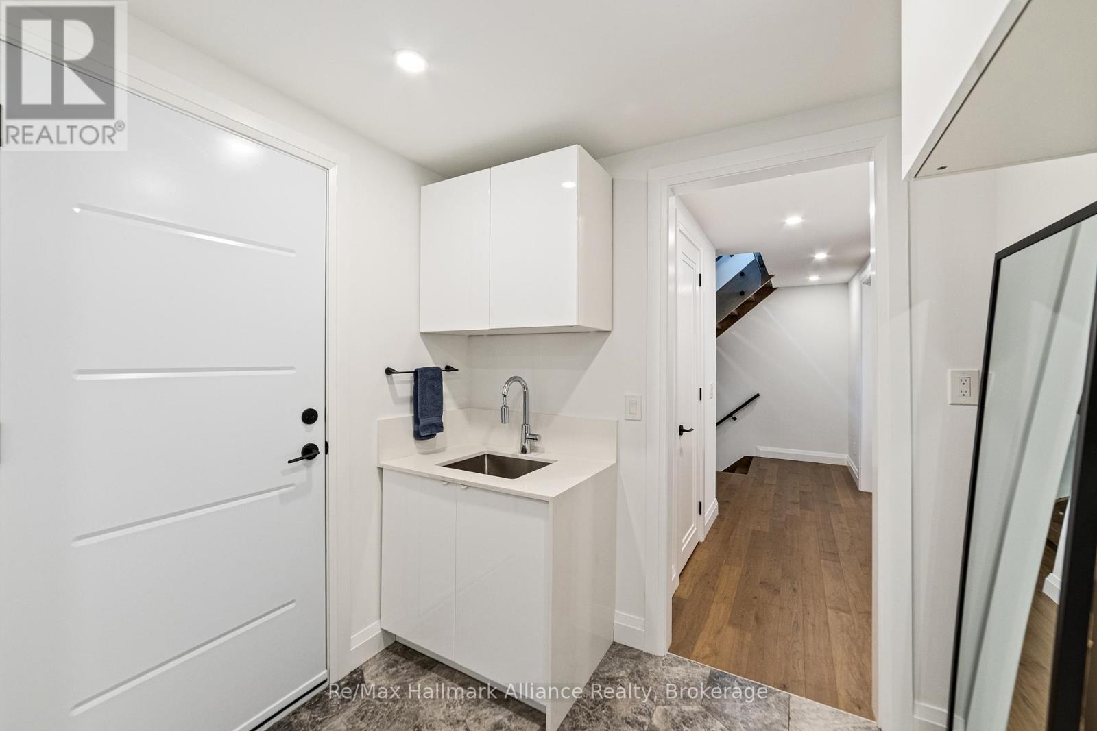 247 WILLOWRIDGE COURT